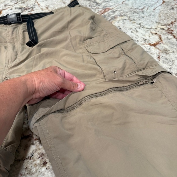 Magellan men’s cargo fishing pants Outdoors hiking convertible Sportswear XXL - Picture 10 of 13